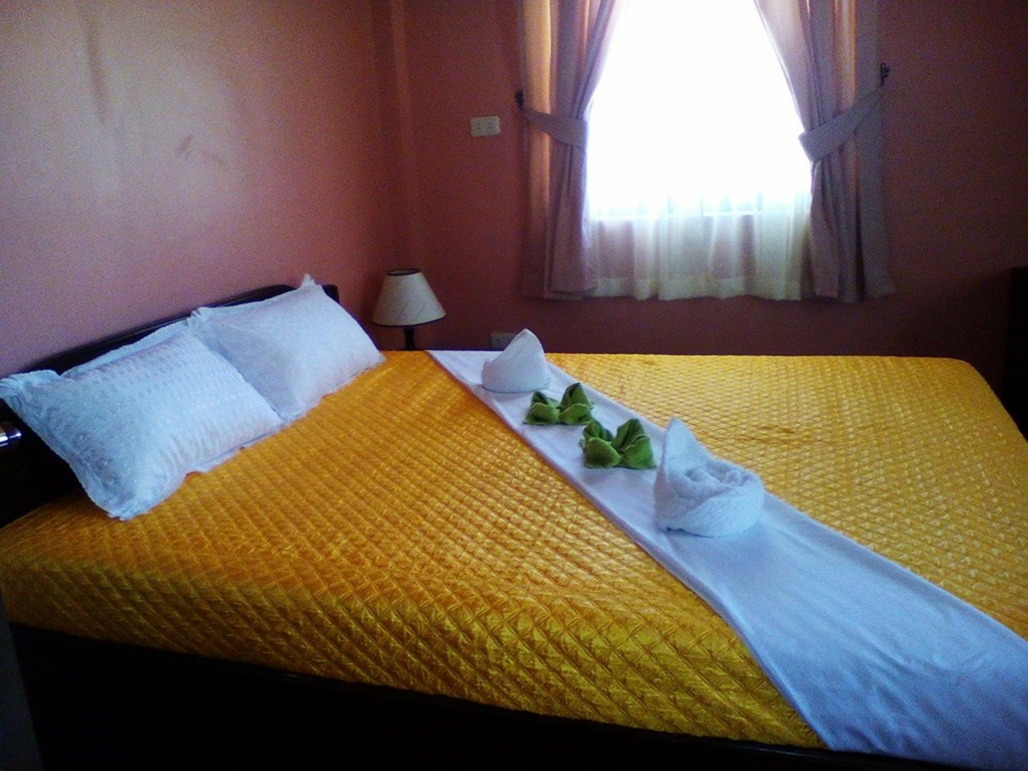 פנגלאו Oyo 422 Villa Emilia Pension House מראה חיצוני תמונה