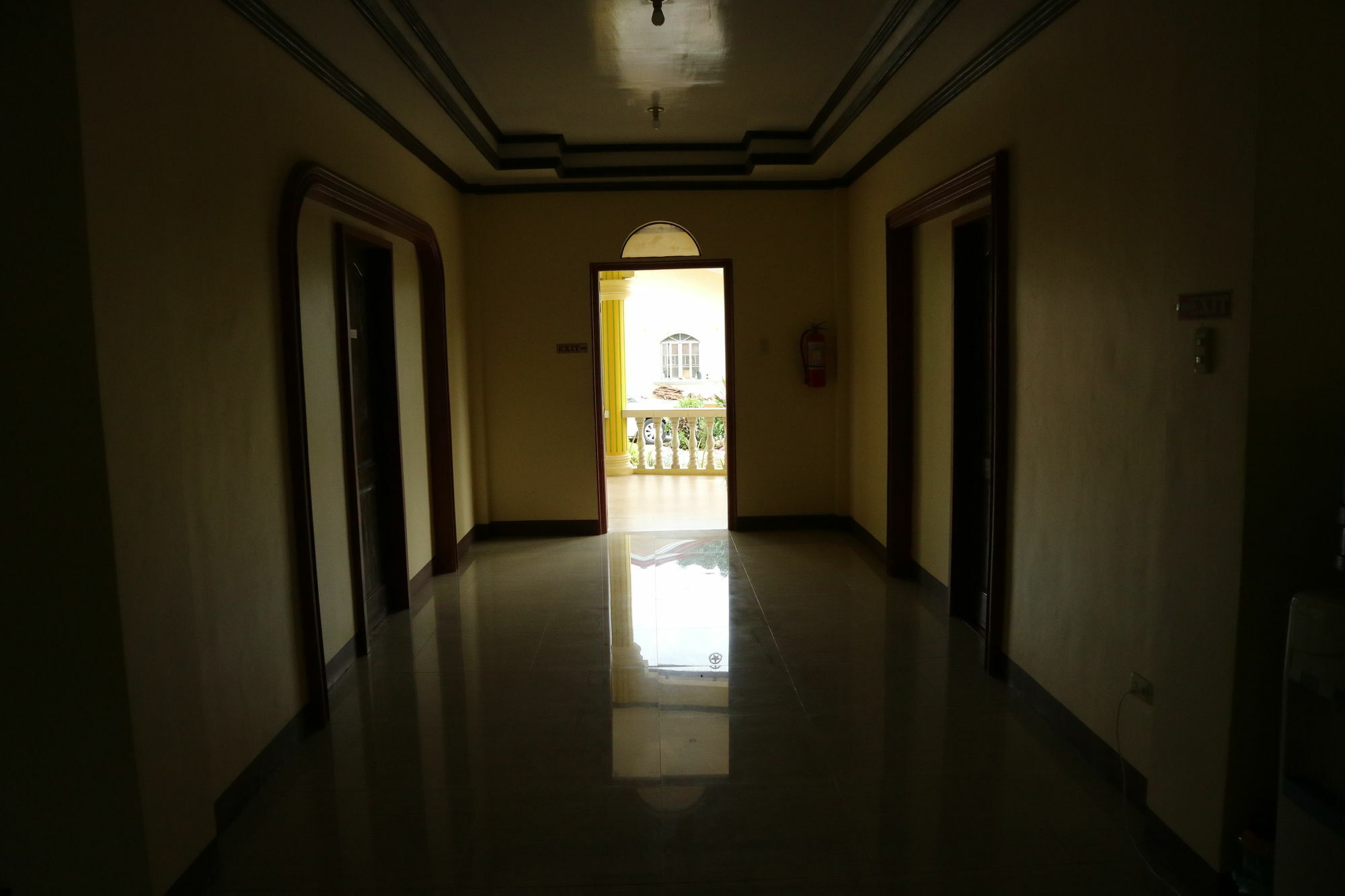 פנגלאו Oyo 422 Villa Emilia Pension House מראה חיצוני תמונה