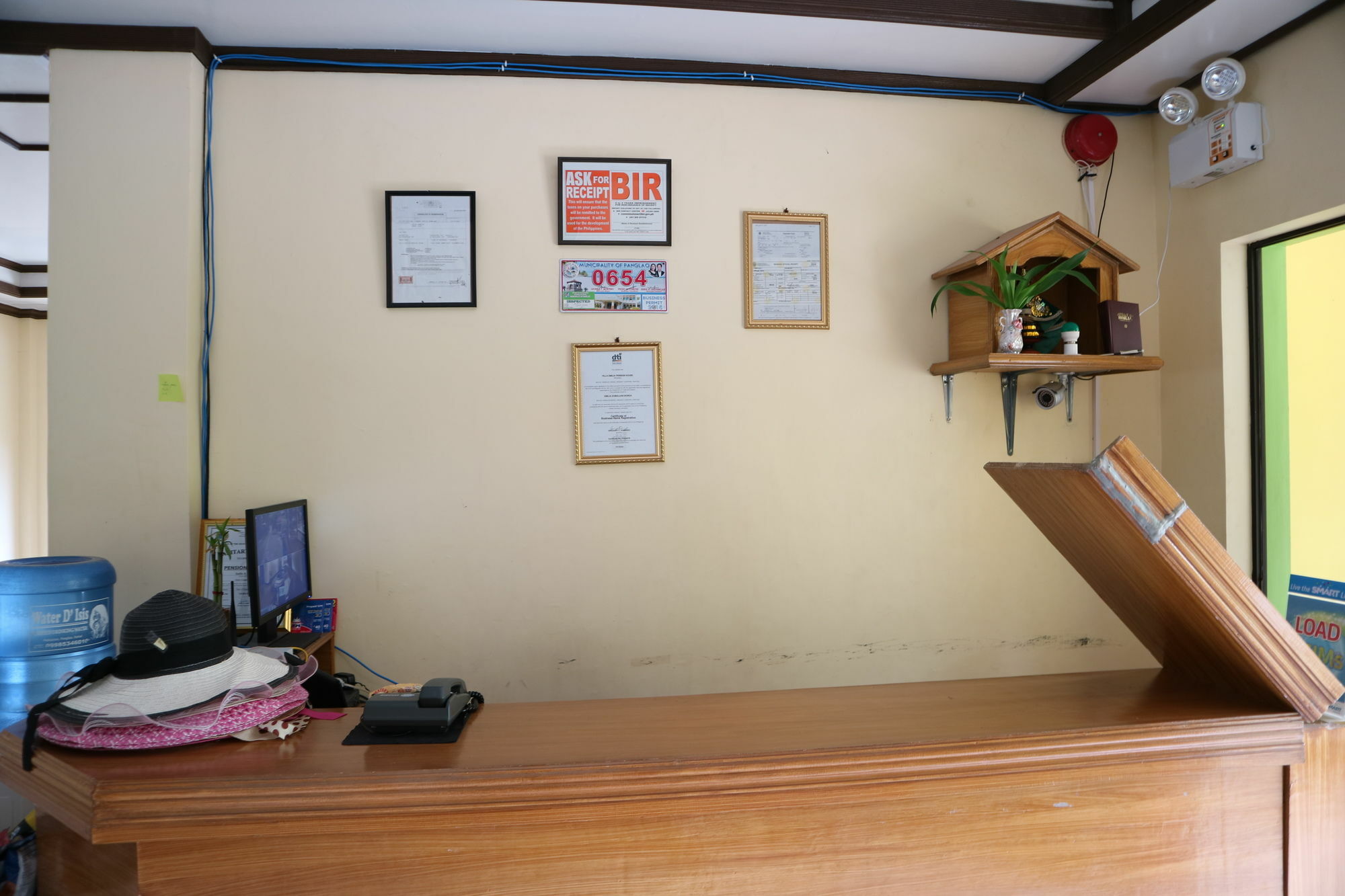 פנגלאו Oyo 422 Villa Emilia Pension House מראה חיצוני תמונה