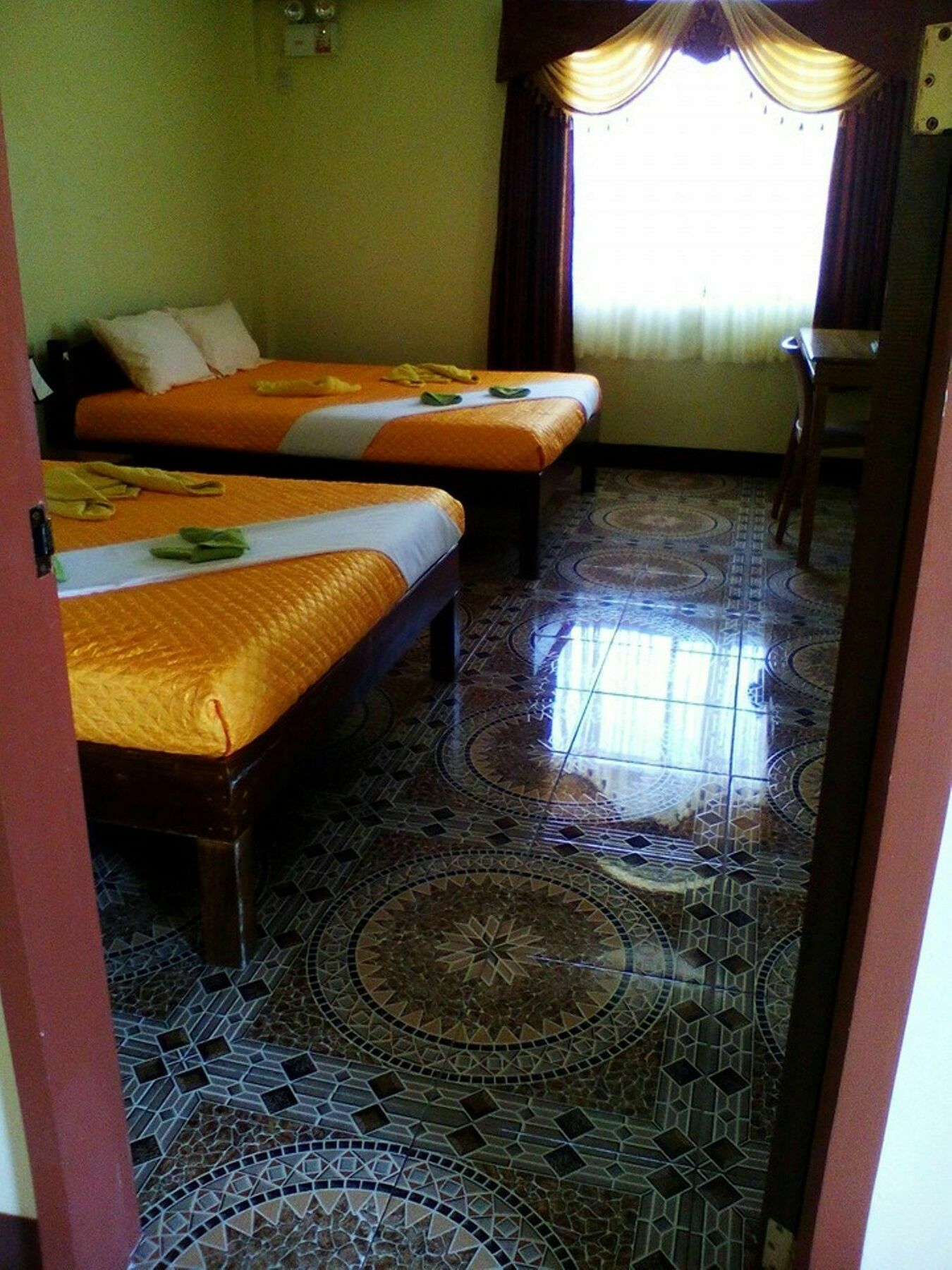 פנגלאו Oyo 422 Villa Emilia Pension House מראה חיצוני תמונה
