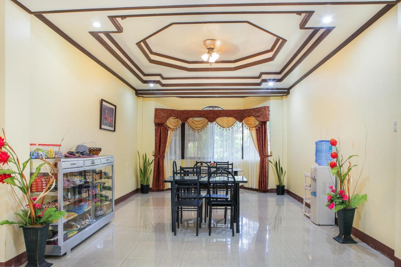 פנגלאו Oyo 422 Villa Emilia Pension House מראה חיצוני תמונה