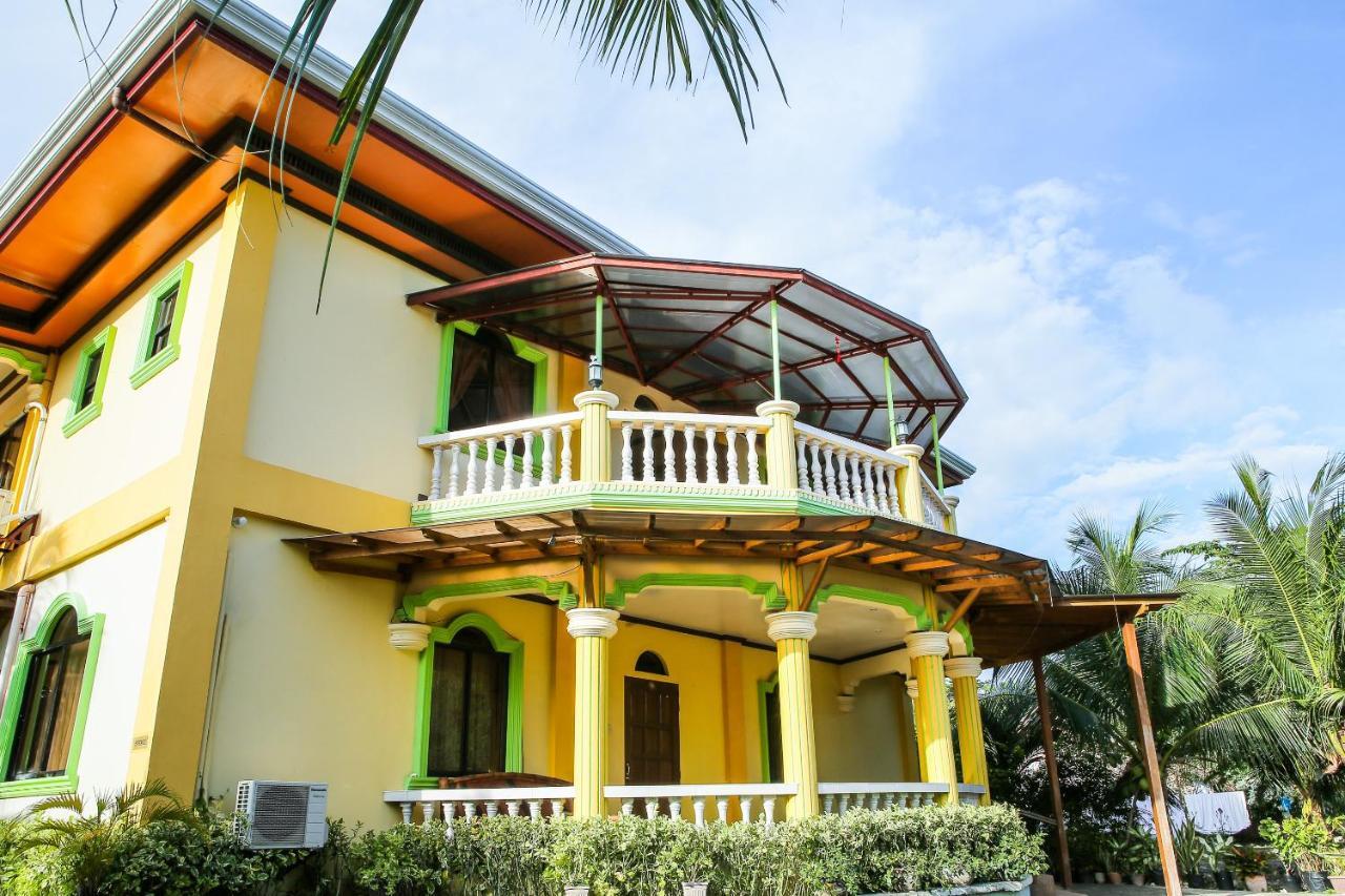 פנגלאו Oyo 422 Villa Emilia Pension House מראה חיצוני תמונה