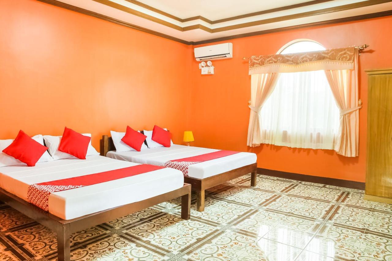פנגלאו Oyo 422 Villa Emilia Pension House מראה חיצוני תמונה